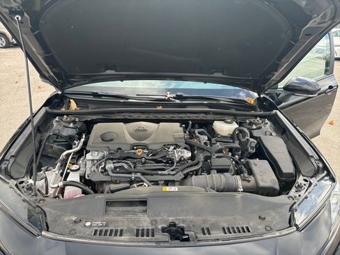 Used 2025 Toyota Camry LE image 31
