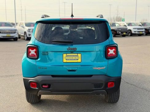 Used 2020 Jeep Renegade Trailhawk w/ Cold Weather Group image 7