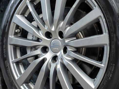 Used 2017 Maserati Ghibli RWD image 6