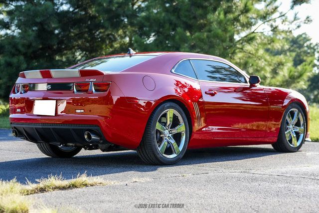 Used 2011 Chevrolet Camaro SS w/ RS Package RWD image 8