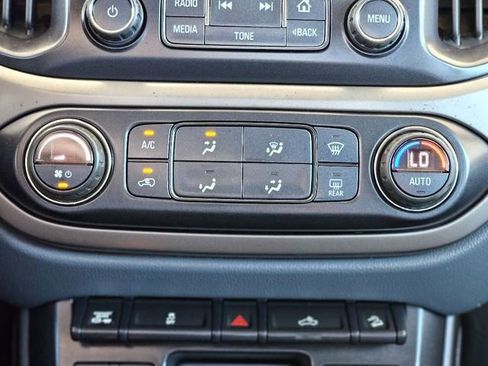 Used 2017 Chevrolet Colorado Z71 image 24