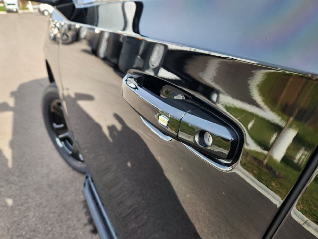 New 2025 Chevrolet Tahoe 4WD image 14