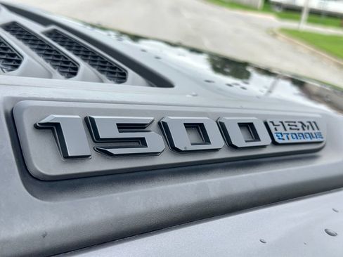 Used 2021 RAM 1500 Laramie AWD/4WD image 10
