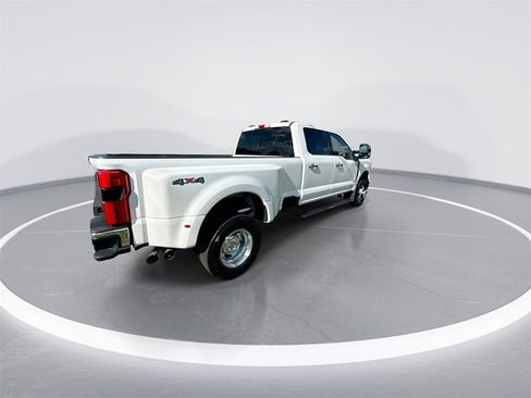 Used 2024 Ford F350 Platinum image 8