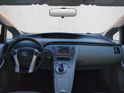 Used 2014 Toyota Prius Two image 14