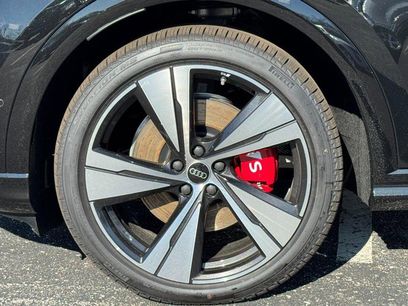 New 2025 Audi SQ5 Premium Plus