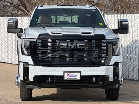New 2026 GMC Sierra 3500 Denali Ultimate image 6