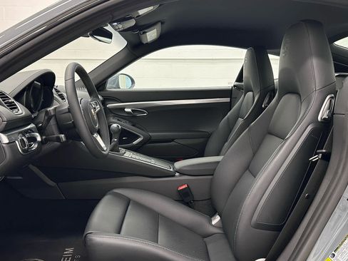 Used 2025 Porsche 718 Cayman S RWD image 11