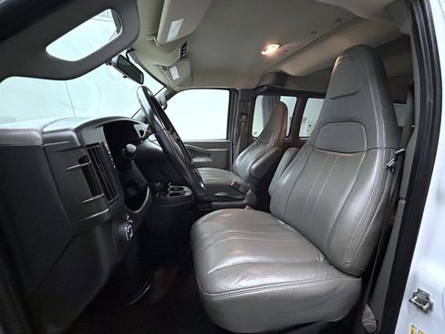 Used 2023 Chevrolet Express 3500 LS image 10