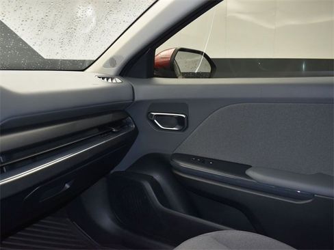 Certified 2025 Kia K4 EX image 23