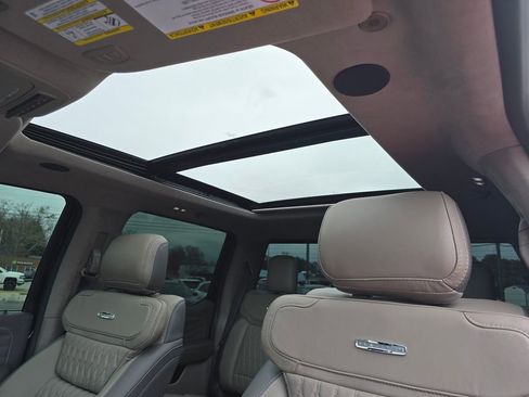 Used 2026 Ford F450 Platinum w/ Platinum Plus Package image 6