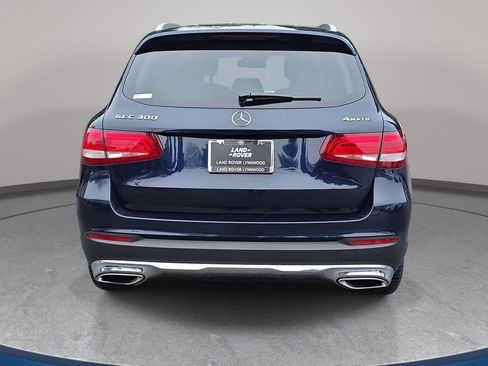 Used 2018 Mercedes-Benz GLC 300 4MATIC image 7