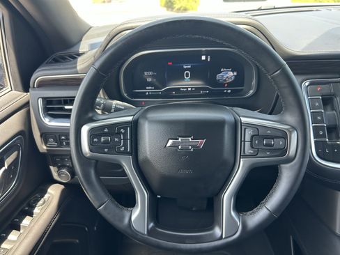 Certified 2023 Chevrolet Tahoe Z71 w/ Luxury Package AWD/4WD image 24