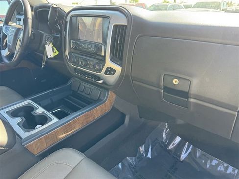 Used 2014 GMC Sierra 1500 SLT w/ SLT Crew Cab Value Package image 5