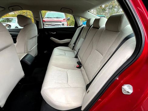 Used 2023 Honda Accord LX image 18