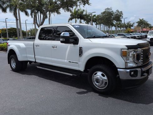 Used 2020 Ford F350 Lariat AWD/4WD image 2