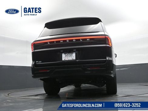 New 2026 Lincoln Navigator L Reserve w/ Jet Appearance Package image 47