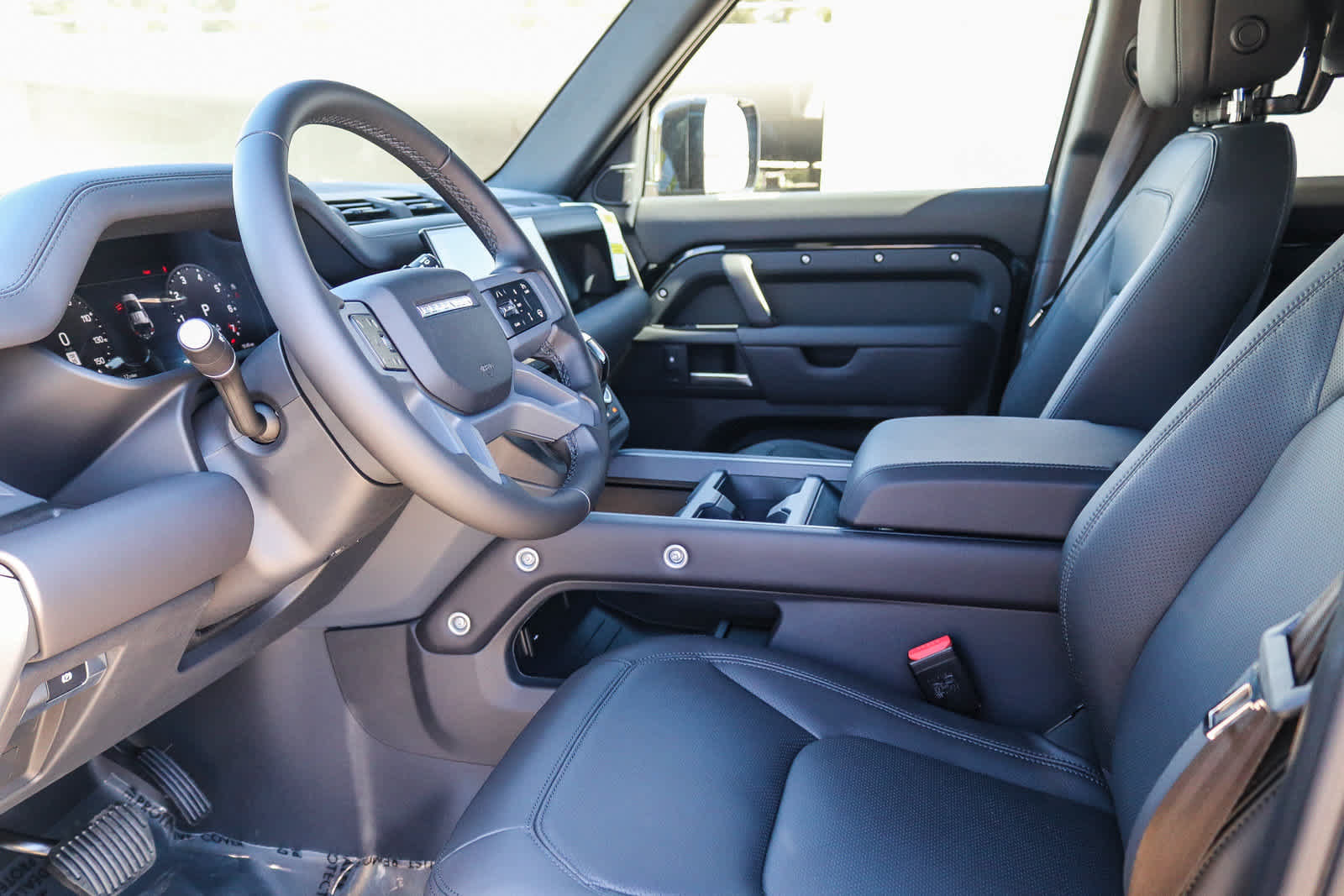 New 2026 Land Rover Defender 110 S AWD/4WD image 17