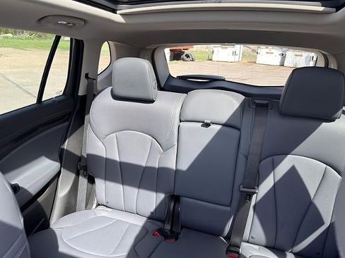 Used 2019 Buick Envision Essence AWD/4WD image 34