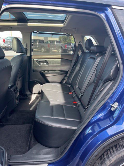 Used 2023 Nissan Rogue SL w/ SL Premium Package AWD/4WD image 29