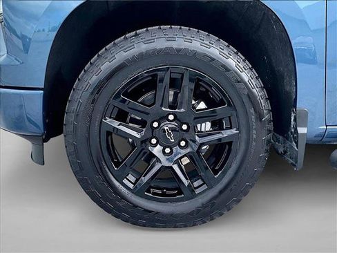 Used 2024 Chevrolet Silverado 1500 Custom w/ Turbomax Blackout Package image 10