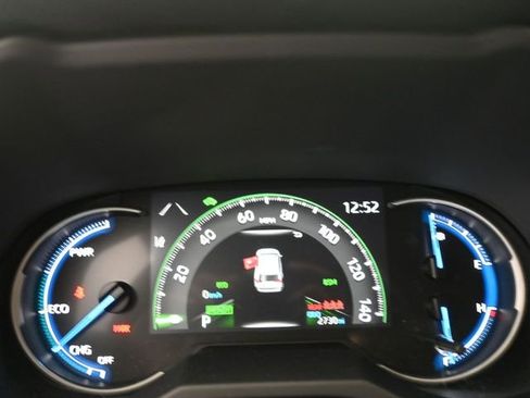 Used 2024 Toyota RAV4 XLE w/ Convenience Package image 17