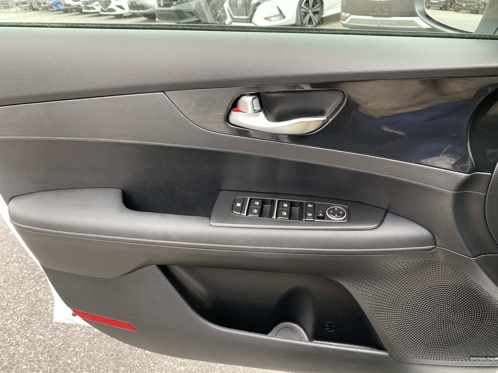 Used 2023 Kia Forte GT-Line w/ GT-Line Premium Package FWD image 23