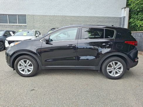 Used 2017 Kia Sportage LX AWD/4WD image 6