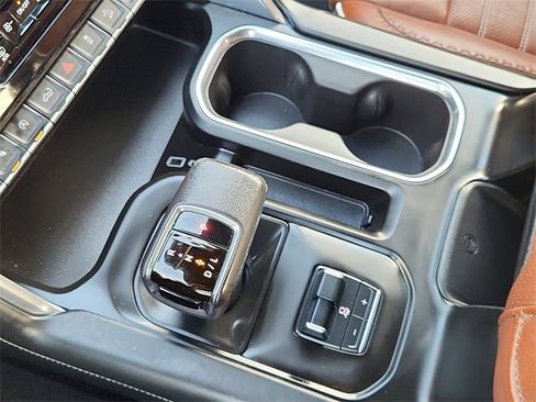 Certified 2022 GMC Sierra 1500 Denali Ultimate image 16