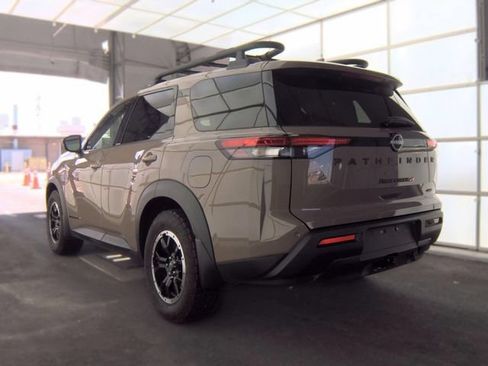 Used 2023 Nissan Pathfinder Rock Creek AWD/4WD image 6