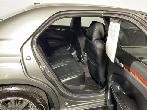 Used 2012 Chrysler 300 Limited RWD image 32