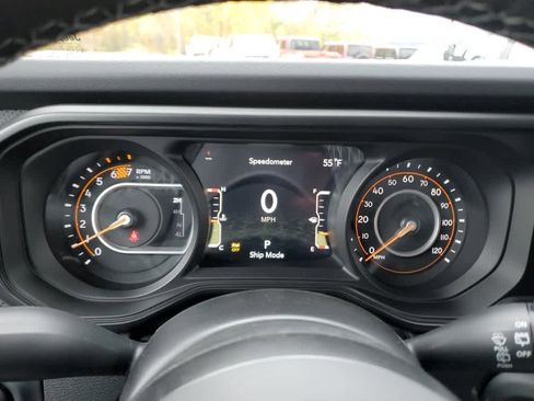 New 2026 Jeep Wrangler Rubicon w/ Steel Bumper Group image 25