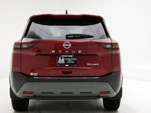 Used 2023 Nissan Rogue SV w/ SV Premium B Package image 7