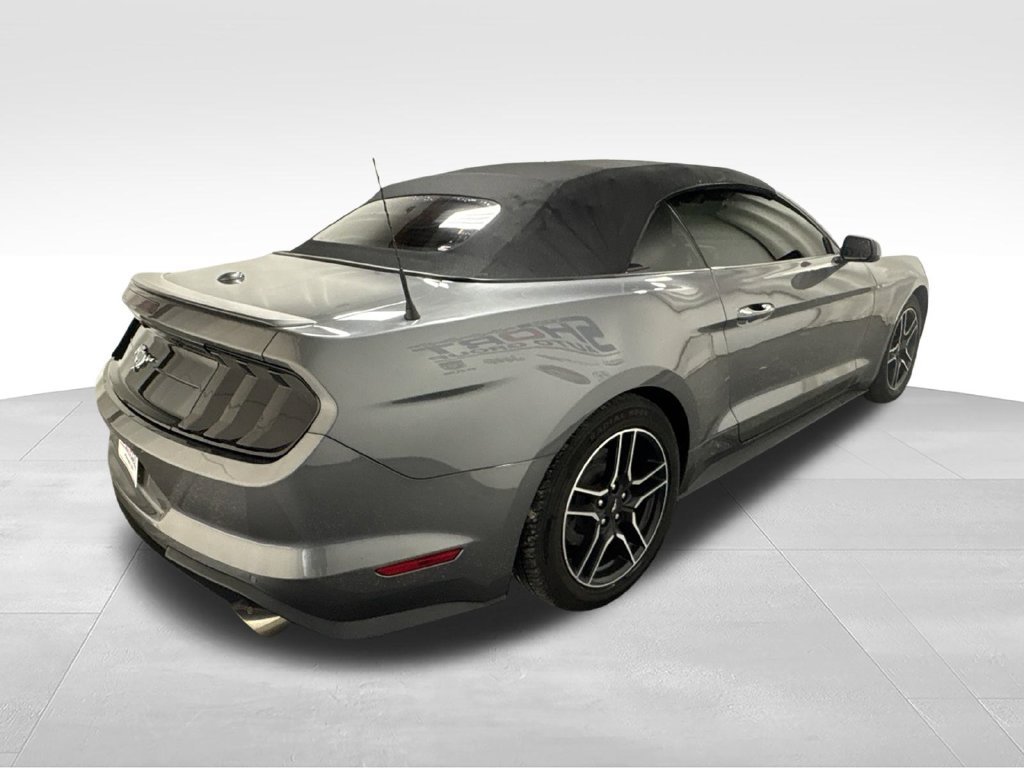 Used 2022 Ford Mustang Premium RWD image 7