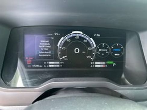 Used 2023 Toyota Sequoia Platinum AWD/4WD image 15
