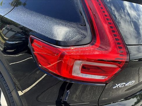 New 2026 Volvo XC40 B5 Core w/ Protection Package Premier AWD/4WD image 5