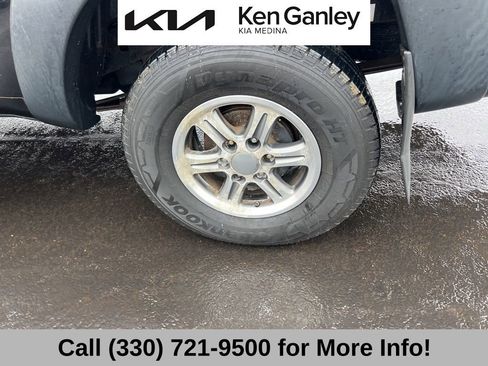 Used 2011 Toyota Tacoma PreRunner image 23