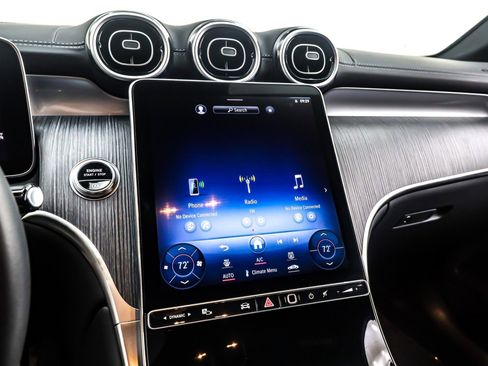 Certified 2025 Mercedes-Benz GLC 300 image 20