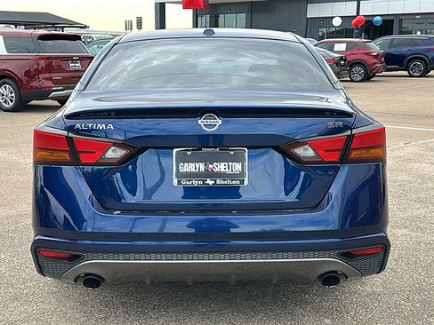 Used 2019 Nissan Altima 2.5 SR w/ SR Premium Package image 7