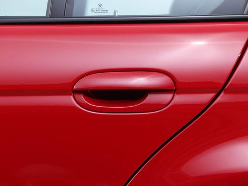 Used 2003 BMW M5 image 39