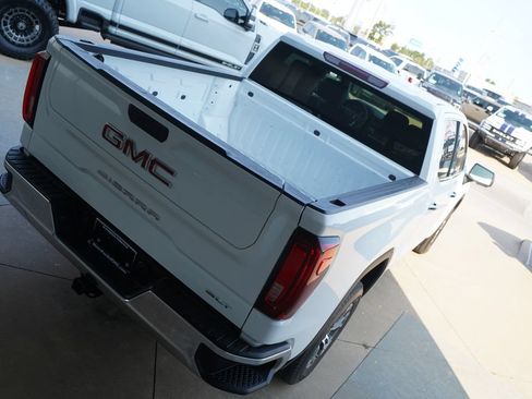 Used 2025 GMC Sierra 1500 SLT RWD image 14