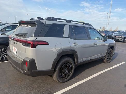 Used 2026 Subaru Outback Limited image 3