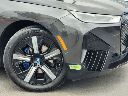 Certified 2024 BMW iX xDrive50 w/ Premium Package AWD/4WD image 5
