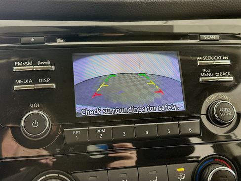 Used 2018 Nissan Rogue Sport S w/ S Appearance Package FWD image 21
