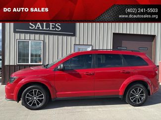 Used 2017 Dodge Journey SE w/ Flexible Seating Group image 1