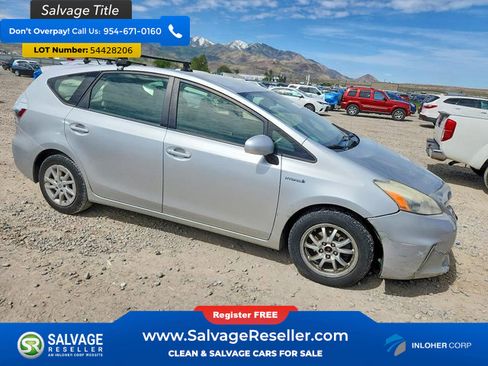 Used 2012 Toyota Prius V Two FWD image 5