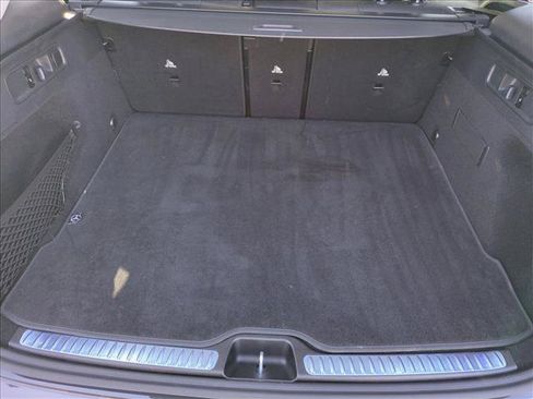 Certified 2023 Mercedes-Benz GLC 300 image 9