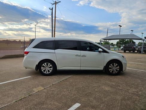 Used 2016 Honda Odyssey EX-L image 4
