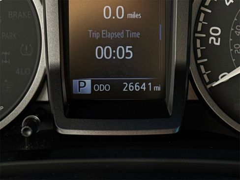 Certified 2023 Toyota Tacoma TRD Off-Road image 16