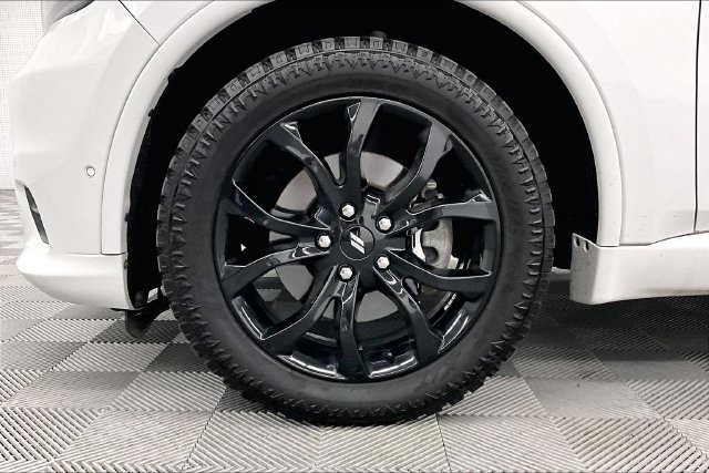 Used 2019 Dodge Durango R/T w/ Blacktop Package AWD/4WD image 10